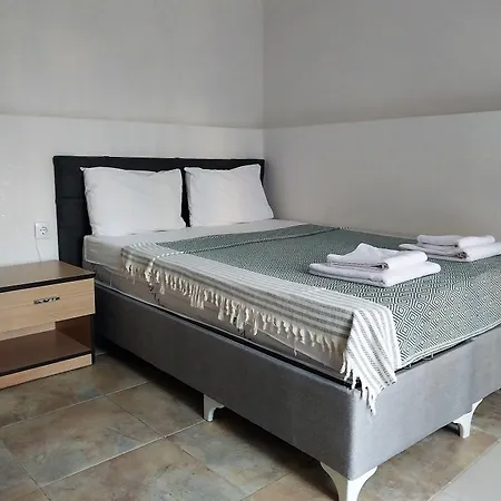 ホテル Og-erim クシャダス